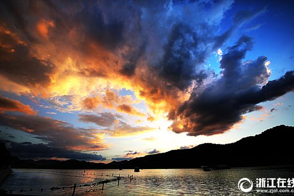 萬(wàn)眾磨一劍 《雷鳴三國(guó)》即將正式安卓首發(fā)