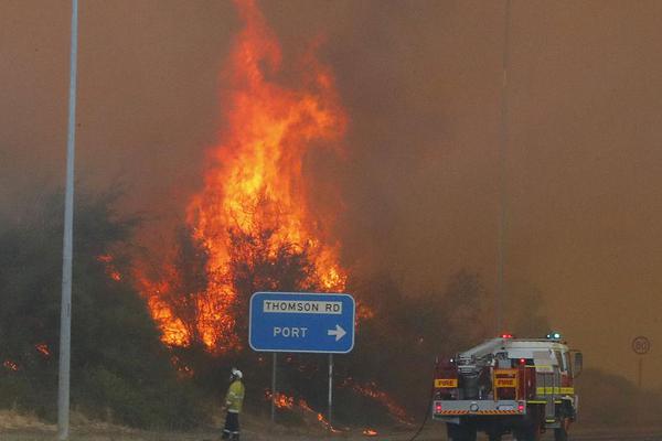 世界之源 《不思議迷宮》創(chuàng)世之門(mén)玩法揭秘