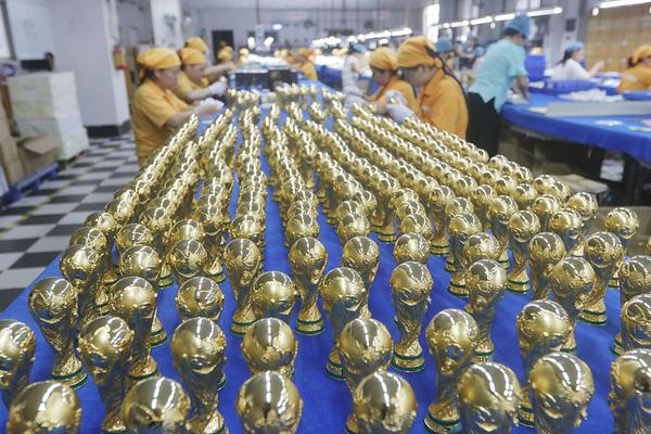 針?shù)h相對(duì)的戰(zhàn)斗 《西游萌萌》煉獄之塔